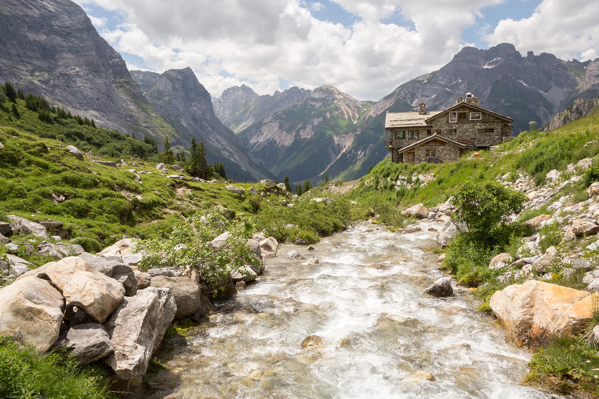 Les Barmettes mountain hut restaurant in Vanoise National Park