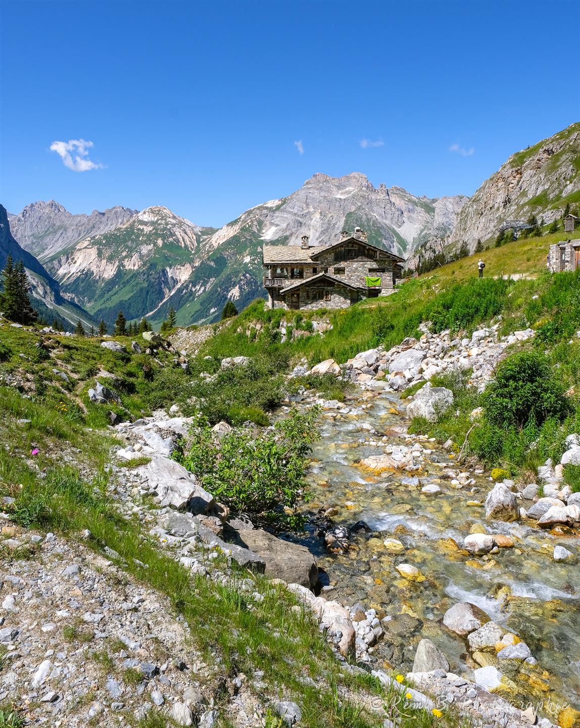 Hiking in summer at Les Barmettes mountain hut