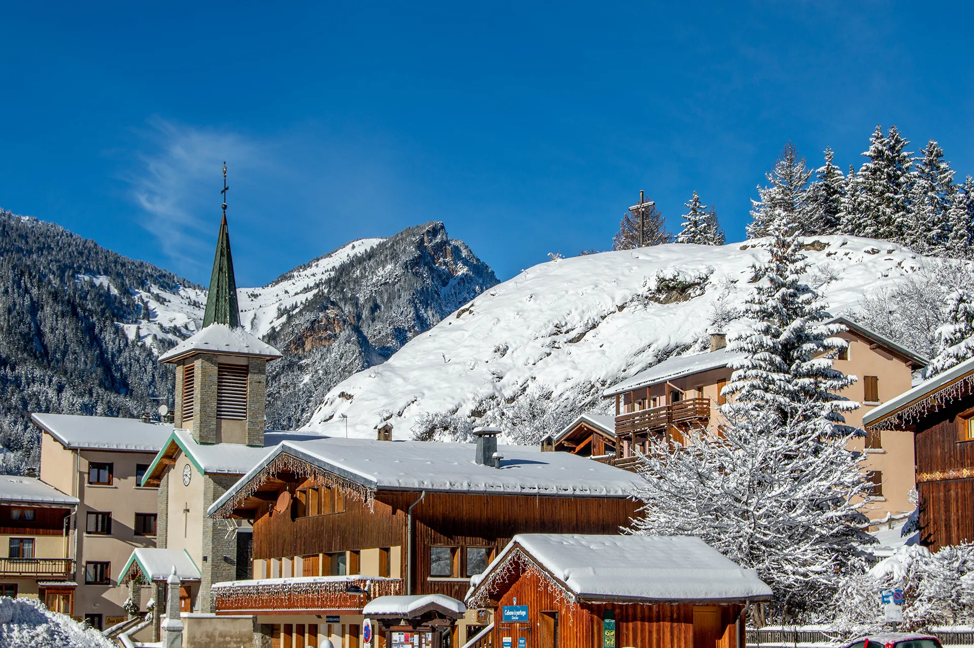 Pralognan-la-Vanoise in winter